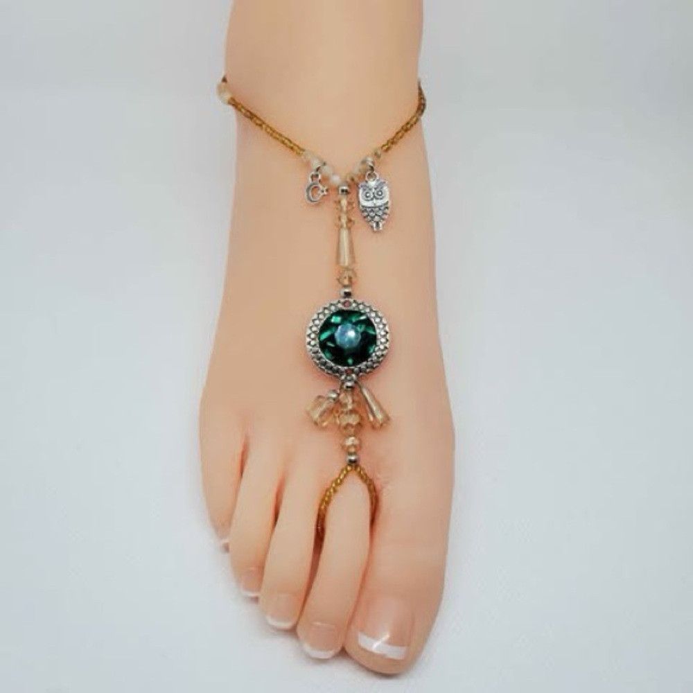 Elegant Gold and Green Anklet Bracelet